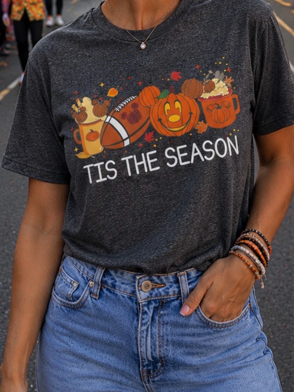 Tis The Season Black Halloween Graphic Tee - Unbranded - Picture 1 of 1